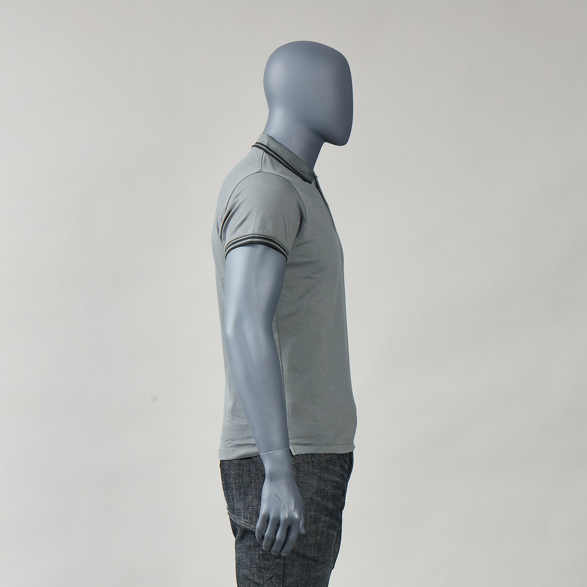 6DX7d4q77Y.jpg